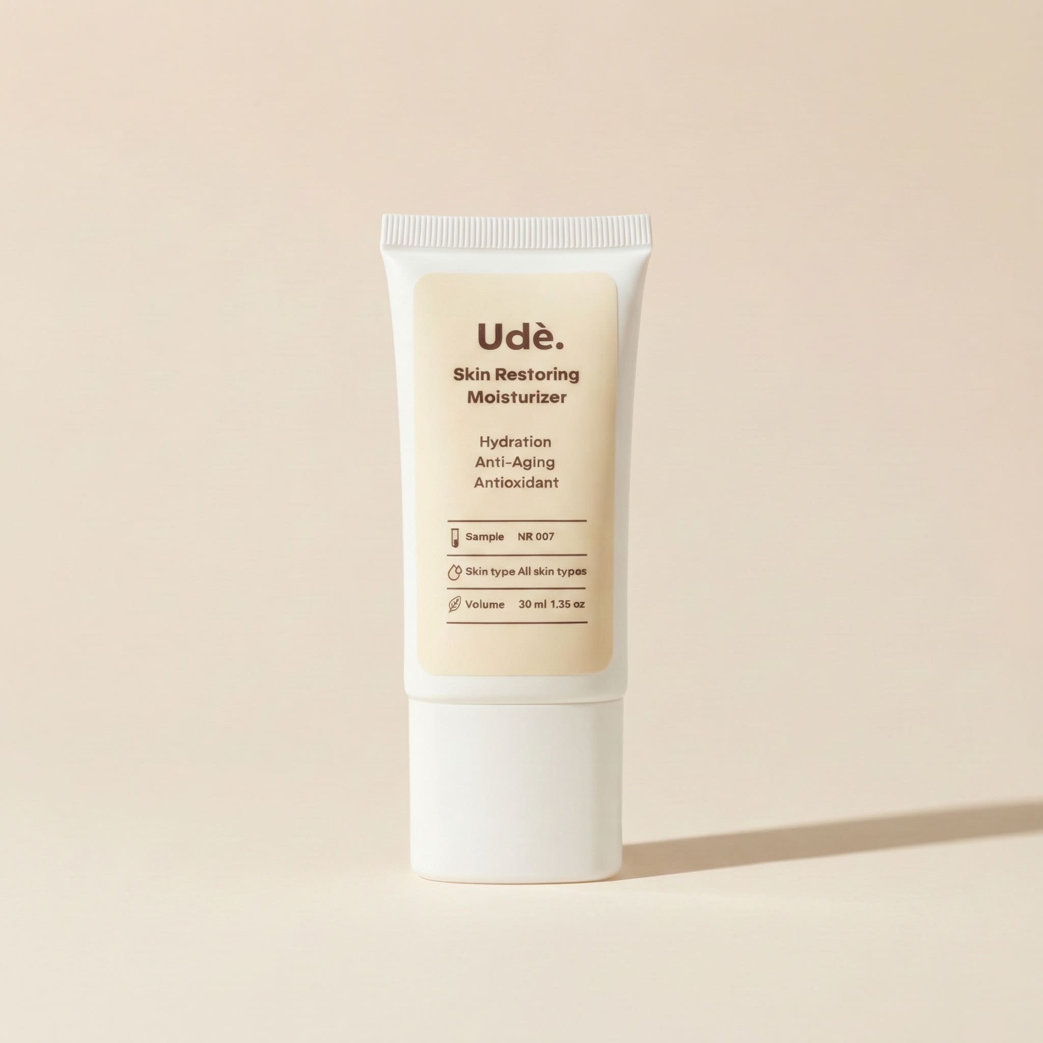 Skin restoring moisturizer in luxe verpakking, hydraterende gezichtscrème die de huidbarrière herstelt en droge huid voedt